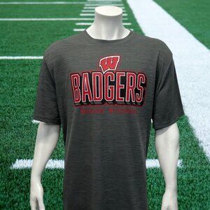 Wisconsin Badgers Gray Red Graphic College Football Game Day Shirt Size 3XL XXXL